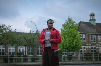 6 Horror Movies to Stream on Netflix (and Why You Should Watch Them Now)