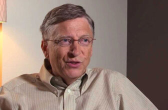 Bill Gates Predicts: AI Will Replace Doctors And Tutors Within A Decade