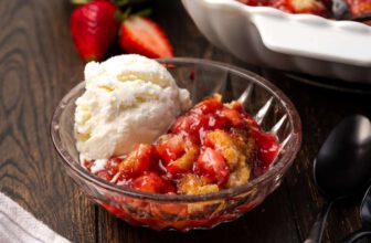 Strawberry Cobbler (Easy & Juicy!)