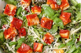 Pizza Salad – Barefeet in the Kitchen