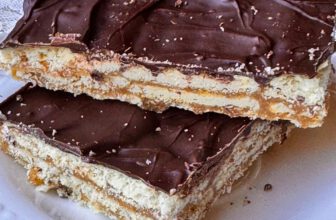 COPYCAT KITKAT BARS – The Southern Lady Cooks