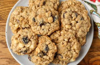 White Chocolate Cranberry Oatmeal Cookies