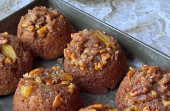 Easy Apple Upside Down Cupcakes